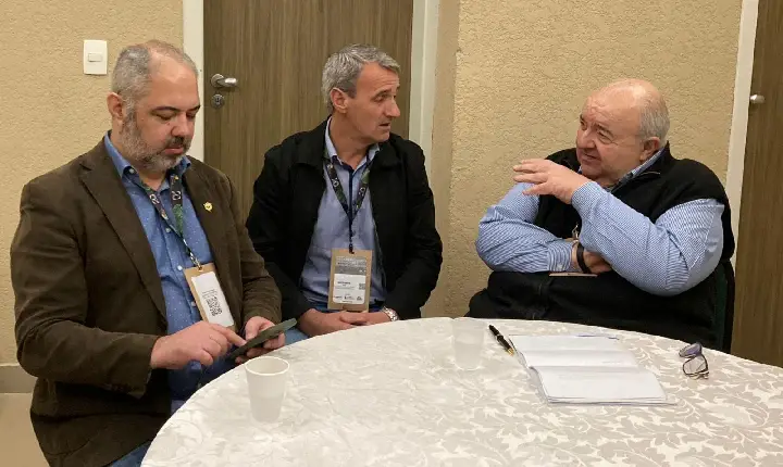 DOIS VIZINHOS MARCA PRESENÇA NO SIMPÓSIO LATINO-AMERICANO DE BIODIVERSIDADE E MUDANÇAS CLIMÁTICAS