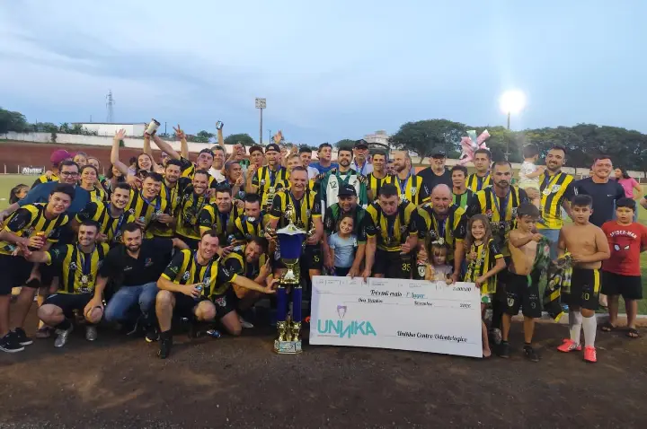 FLORESTA E UNIÃO SÃO OS CAMPEÕES DO MUNICIPAL UNNIKA DE FUTEBOL 2025