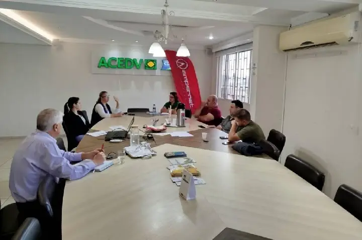 Frango na Lata já é sucesso