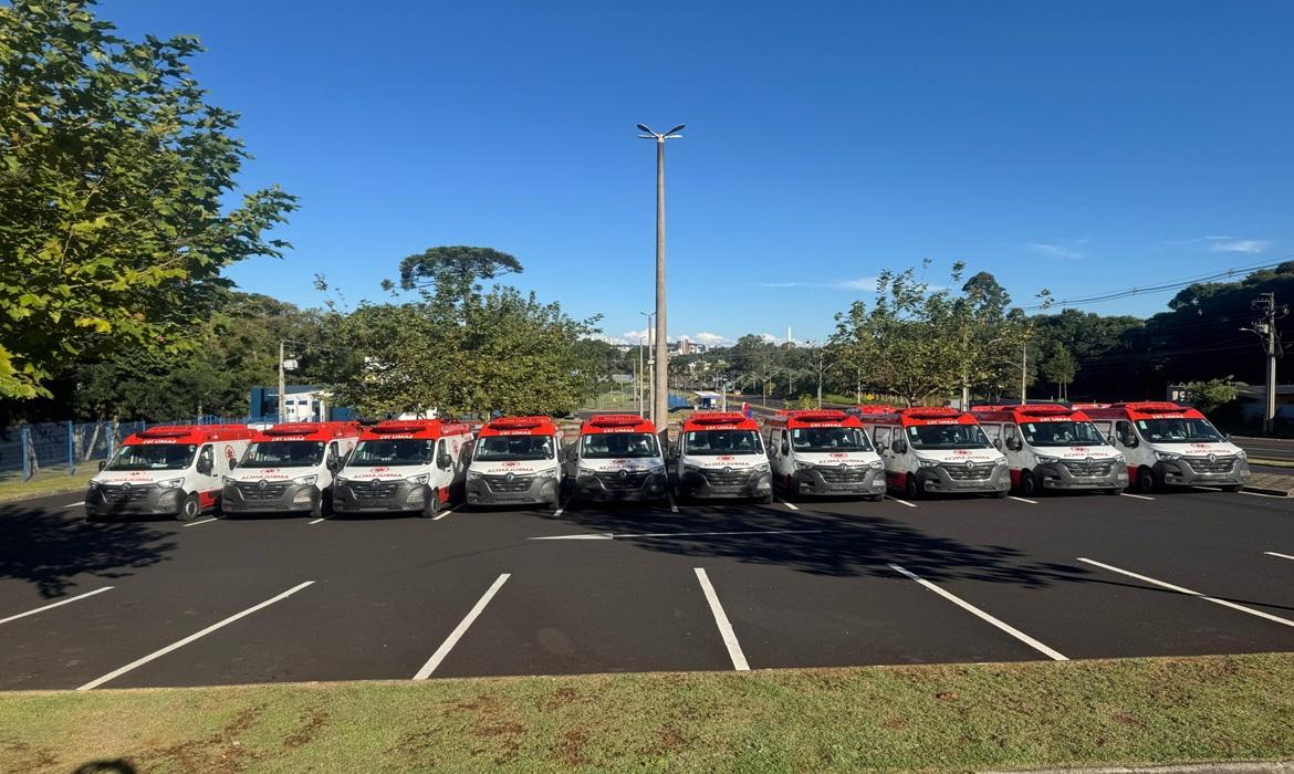 Dez novas ambulâncias do SAMU chegam para renovar a frota de 7 municípios do Sudoeste