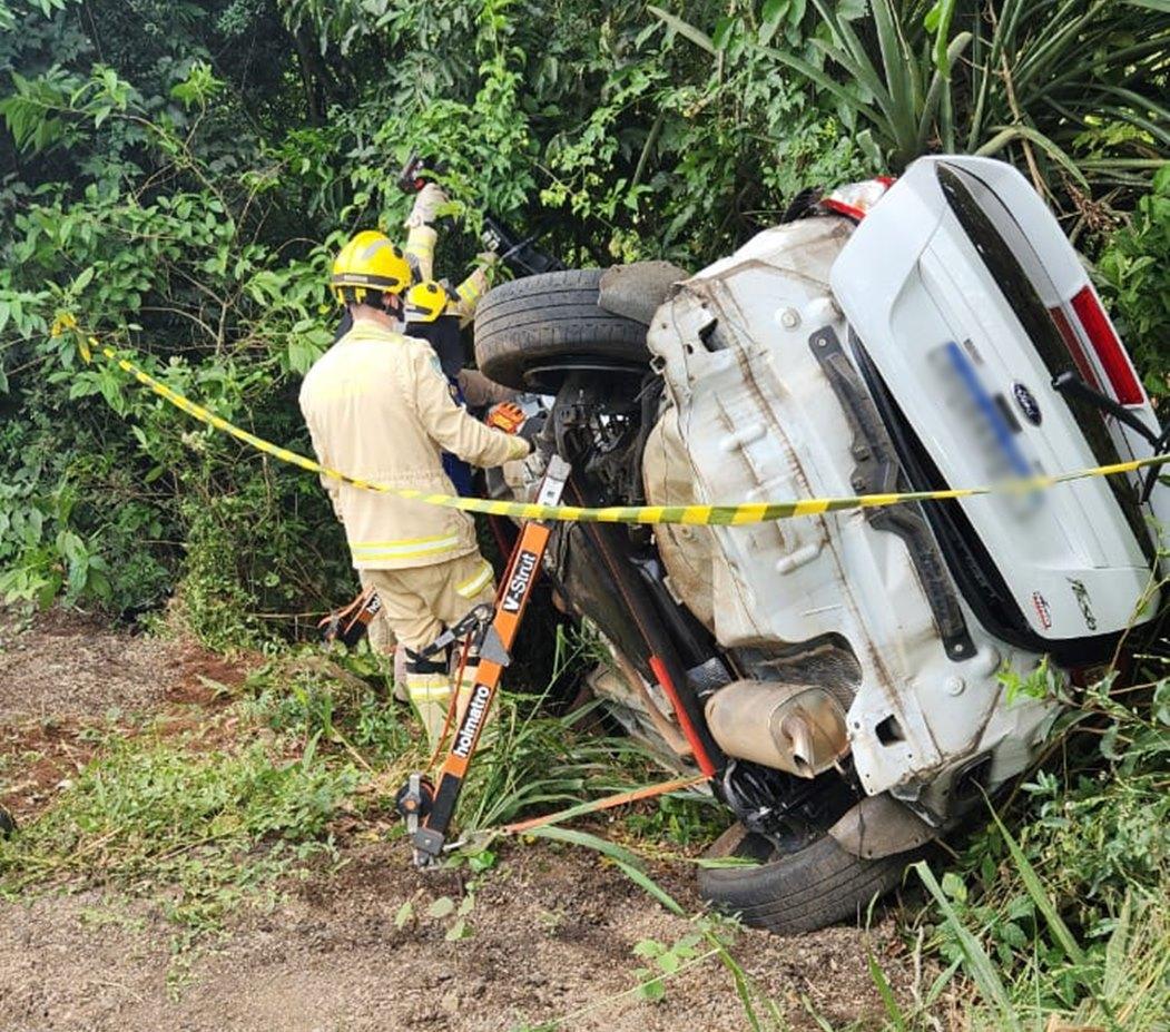 Mulher morre em acidente na rodovia PR-281