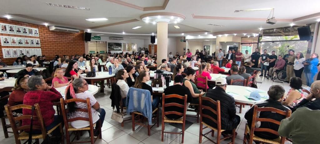 ACEDV/CDL prestigia as conferências de assistência social e do idoso