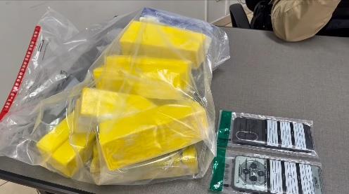 Após denúncia, PM realiza grande apreensão de cocaína e de crack em Dois Vizinhos