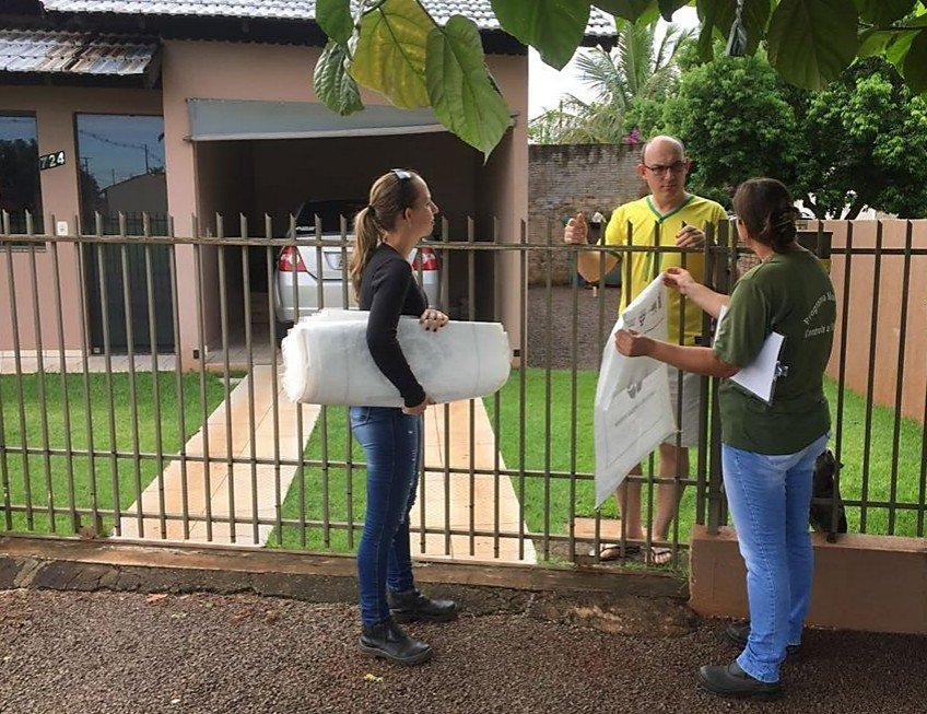 DOIS VIZINHOS LANÇA COLETA SELETIVA COM SACOS DE RÁFIA REUTILIZÁVEIS
