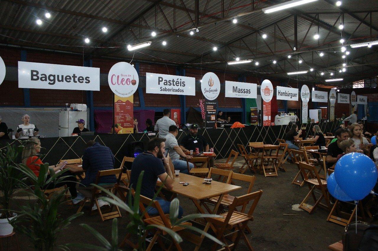 ESPAÇOS DE ALIMENTAÇÃO E BEBIDAS DA EXPOVIZINHOS SERÃO COMERCIALIZADOS EM SETEMBRO