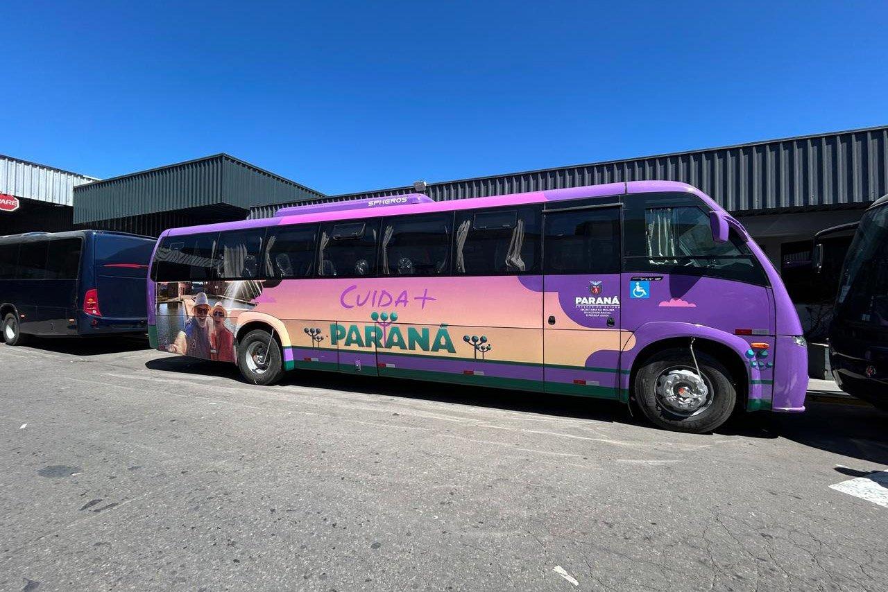 DOIS VIZINHOS É CONTEMPLADO COM ÔNIBUS DO PROGRAMA “CUIDA MAIS PARANÁ”