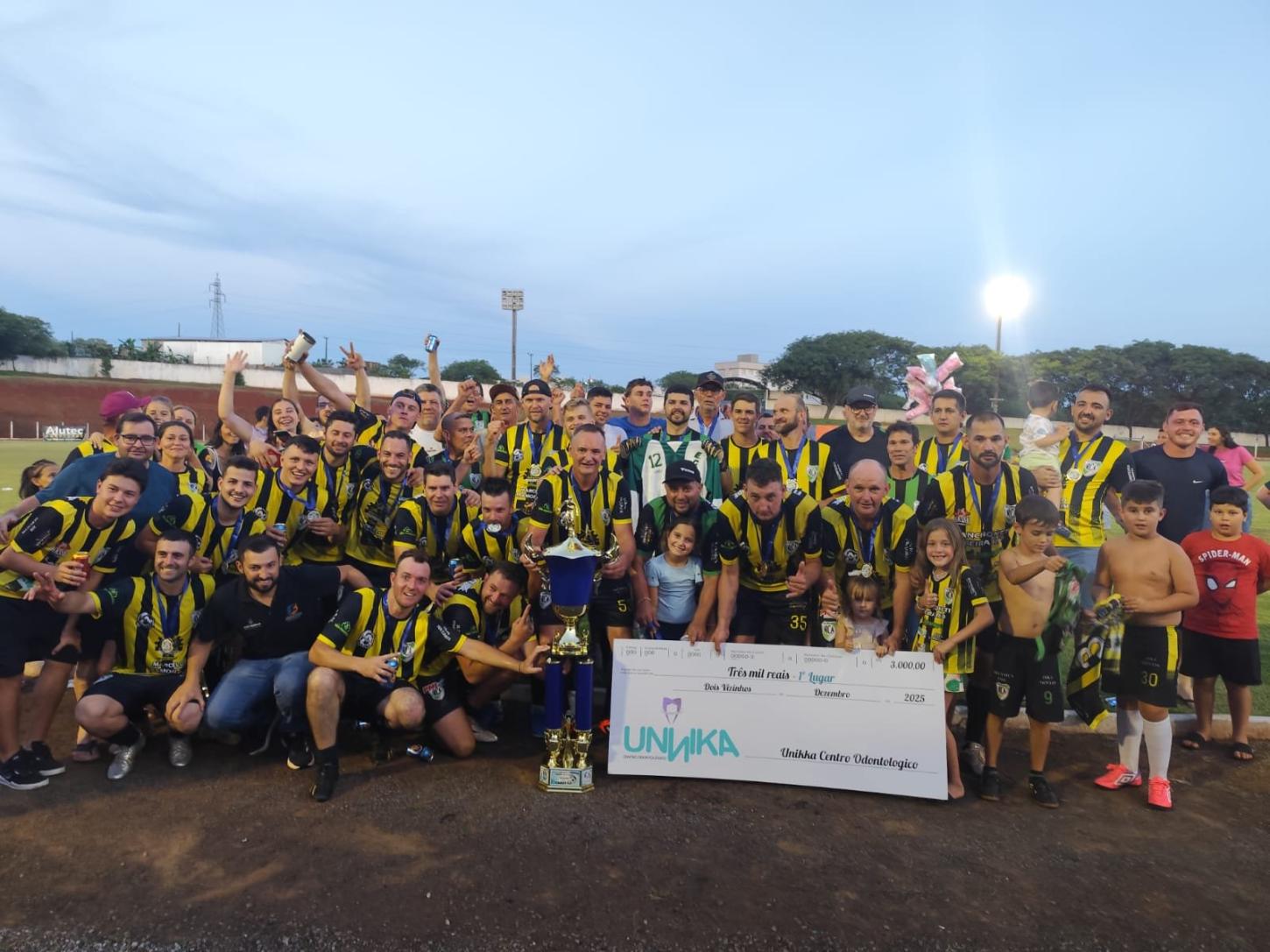FLORESTA E UNIÃO SÃO OS CAMPEÕES DO MUNICIPAL UNNIKA DE FUTEBOL 2025